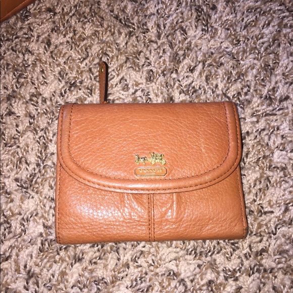 Authentic COACH Bundle - Picture 4 of 8